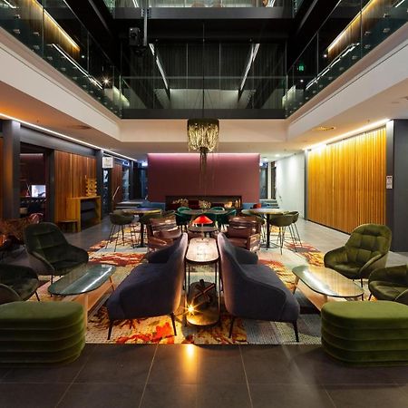 East Hotel And Apartments Канбера Екстериор снимка