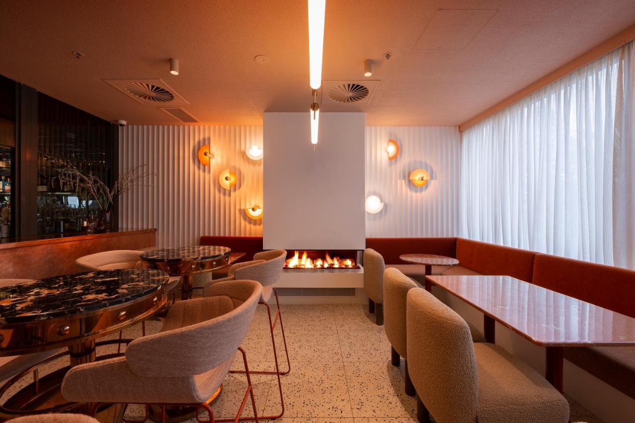 East Hotel And Apartments Канбера Екстериор снимка